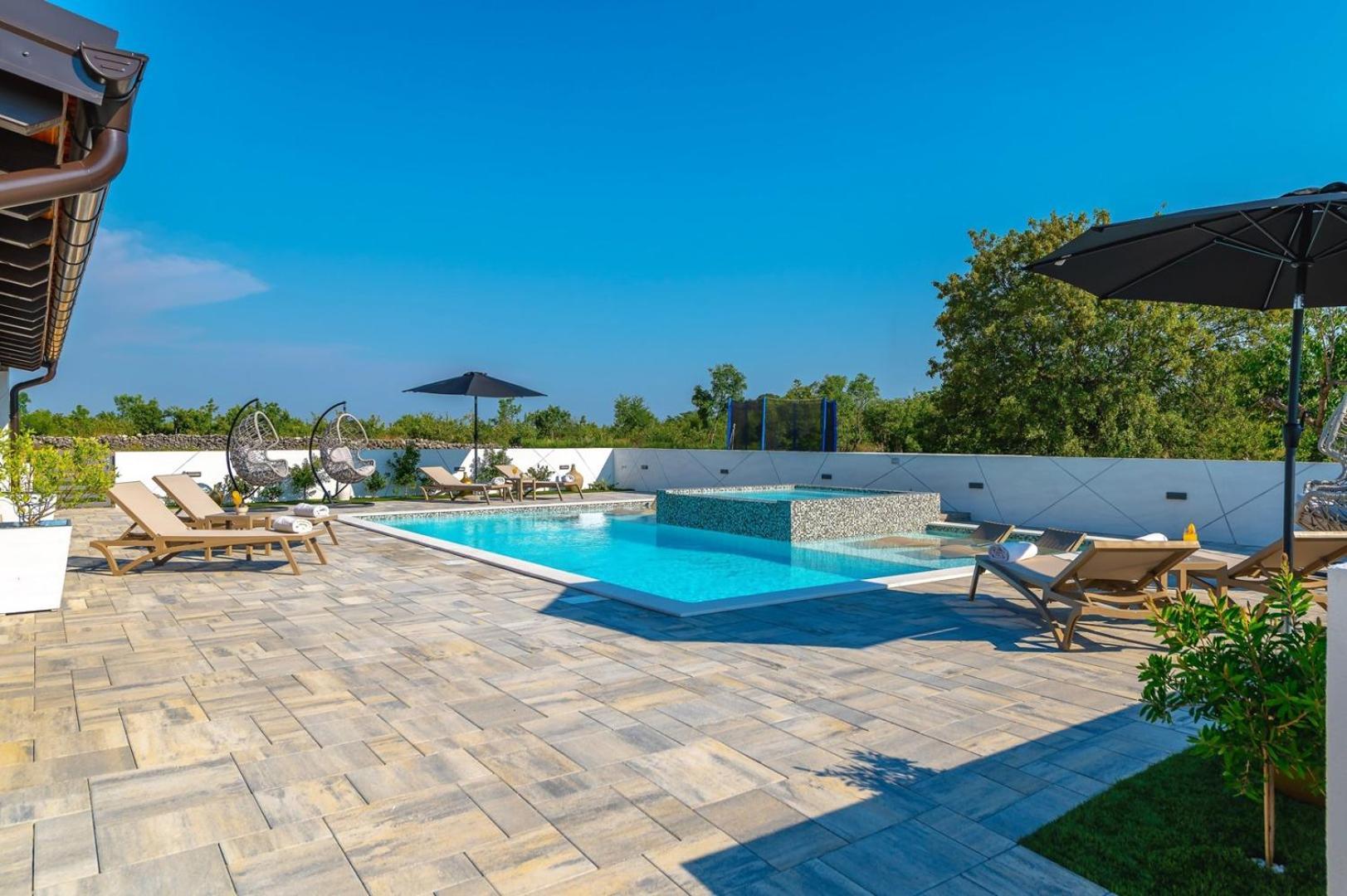 New! Luxury Villa Meden Dol With Heated Pool, Hot-Tub, 2 Saunas スクラーディン エクステリア 写真