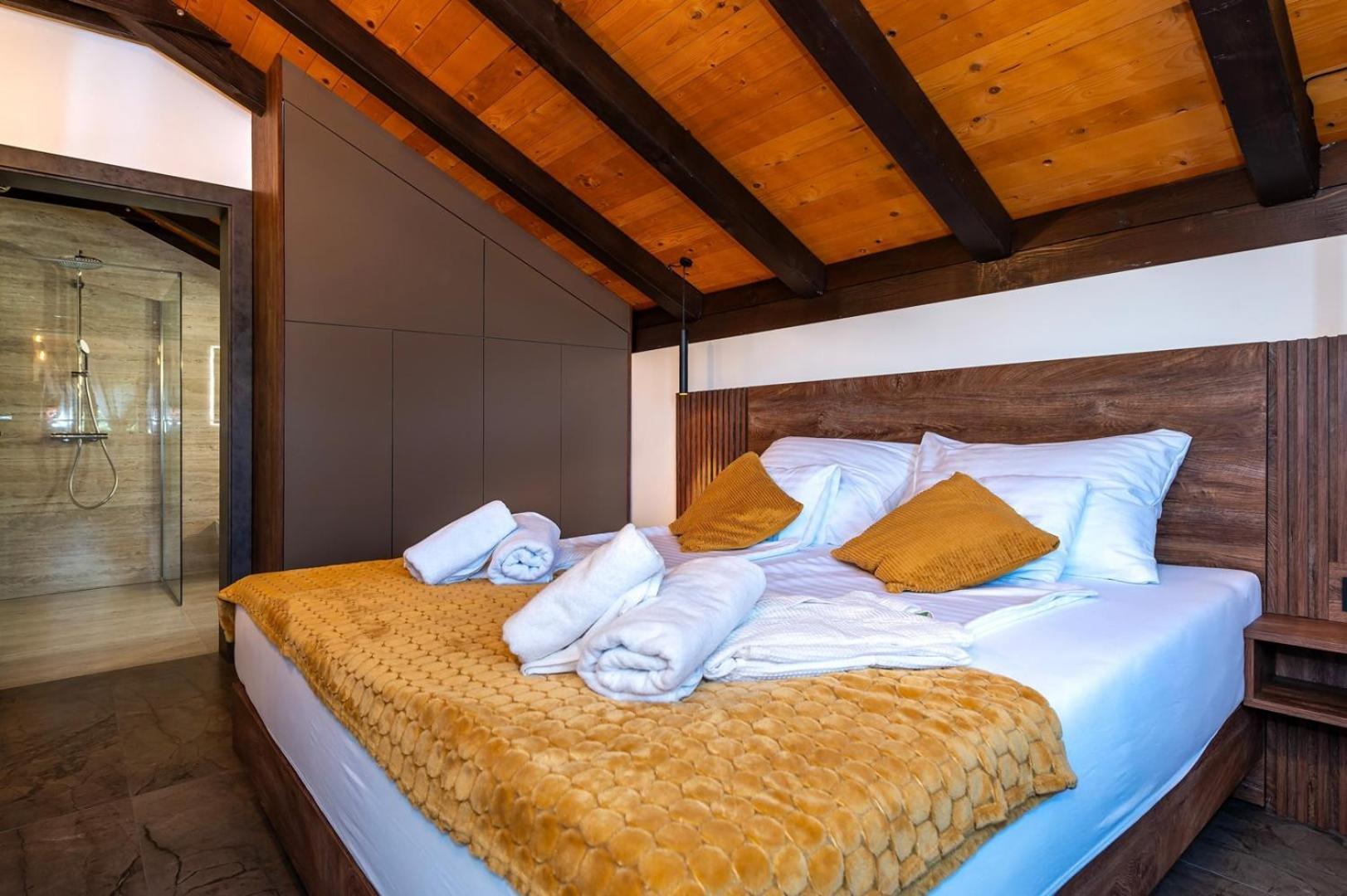 New! Luxury Villa Meden Dol With Heated Pool, Hot-Tub, 2 Saunas スクラーディン エクステリア 写真