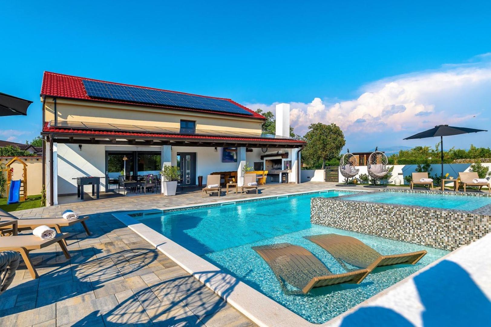 New! Luxury Villa Meden Dol With Heated Pool, Hot-Tub, 2 Saunas スクラーディン エクステリア 写真