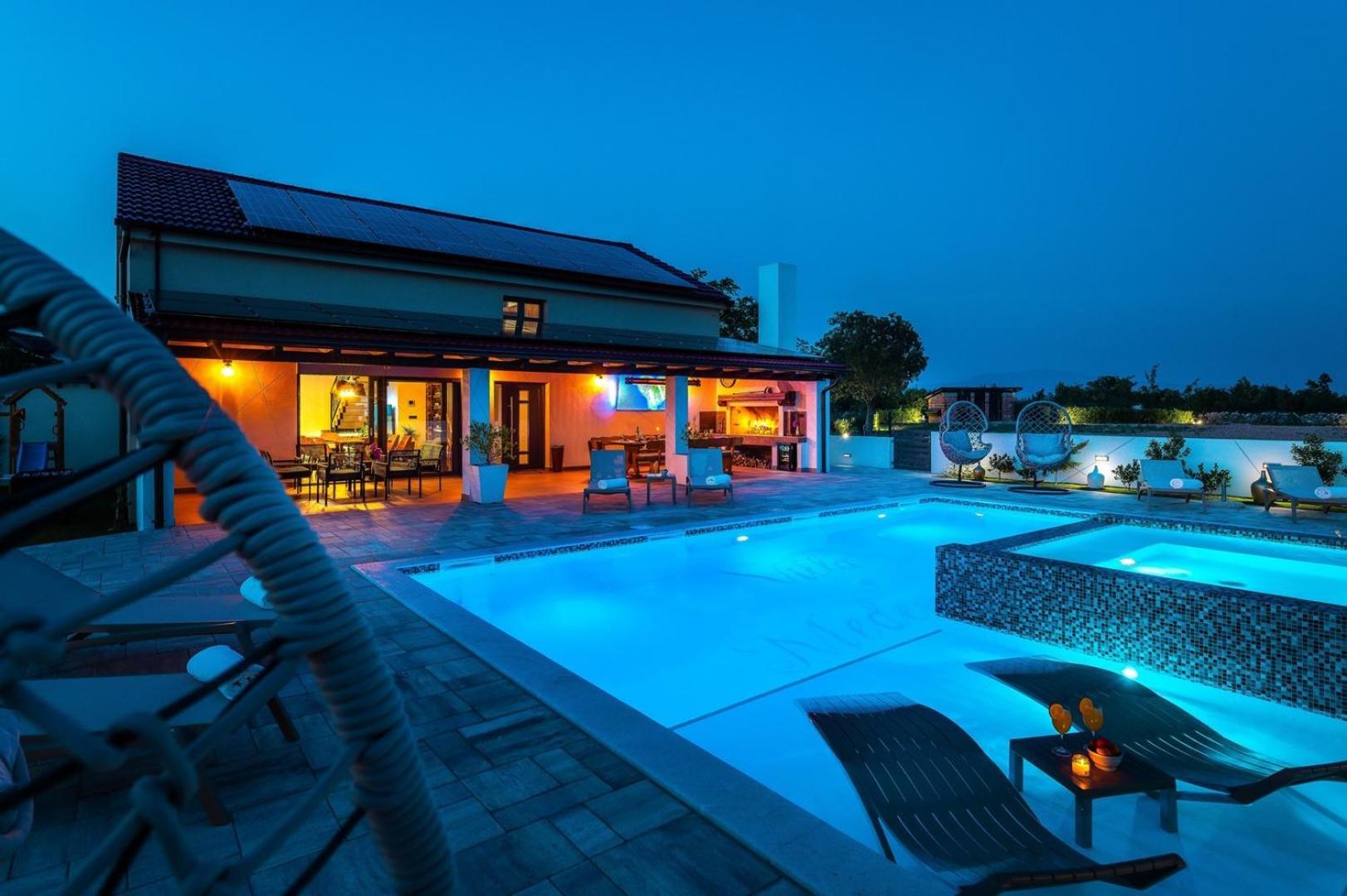 New! Luxury Villa Meden Dol With Heated Pool, Hot-Tub, 2 Saunas スクラーディン エクステリア 写真