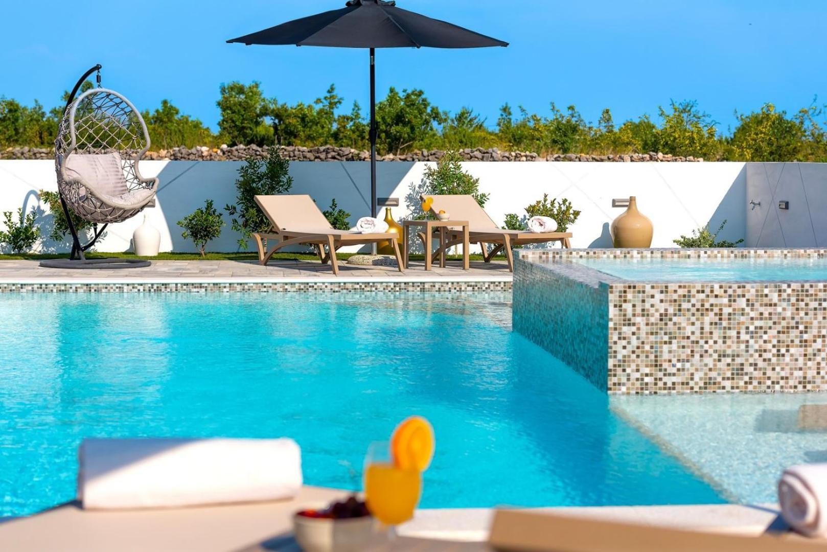 New! Luxury Villa Meden Dol With Heated Pool, Hot-Tub, 2 Saunas スクラーディン エクステリア 写真